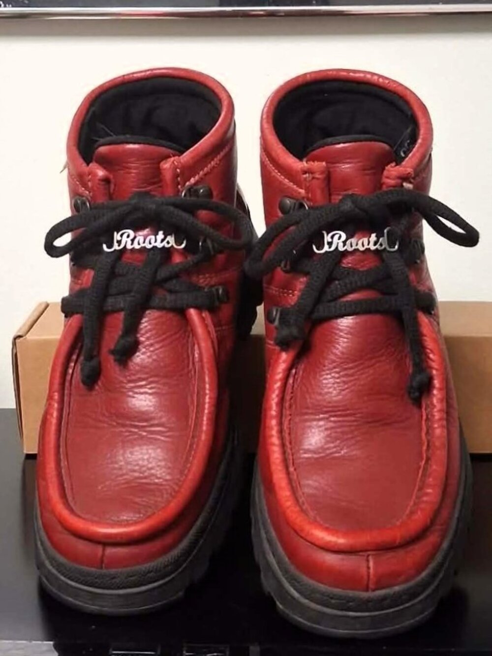 Rare Vintage Roots TUFF Boots Premium Leather Made in Canada Moc Toe Red 7 - 7.5